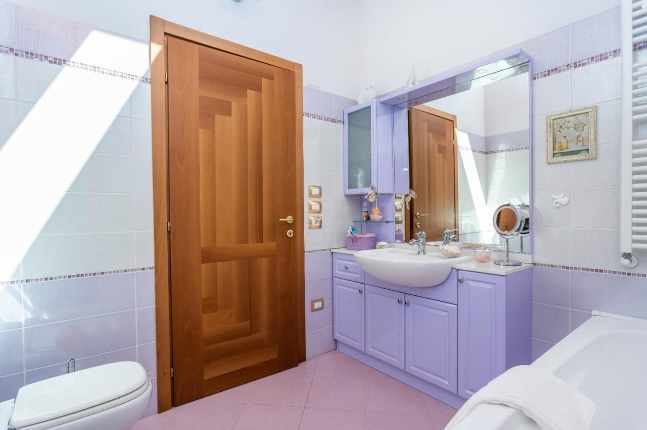 Appartamento Da Dede Cozy With Terrace And Private Parking! Gonàrs